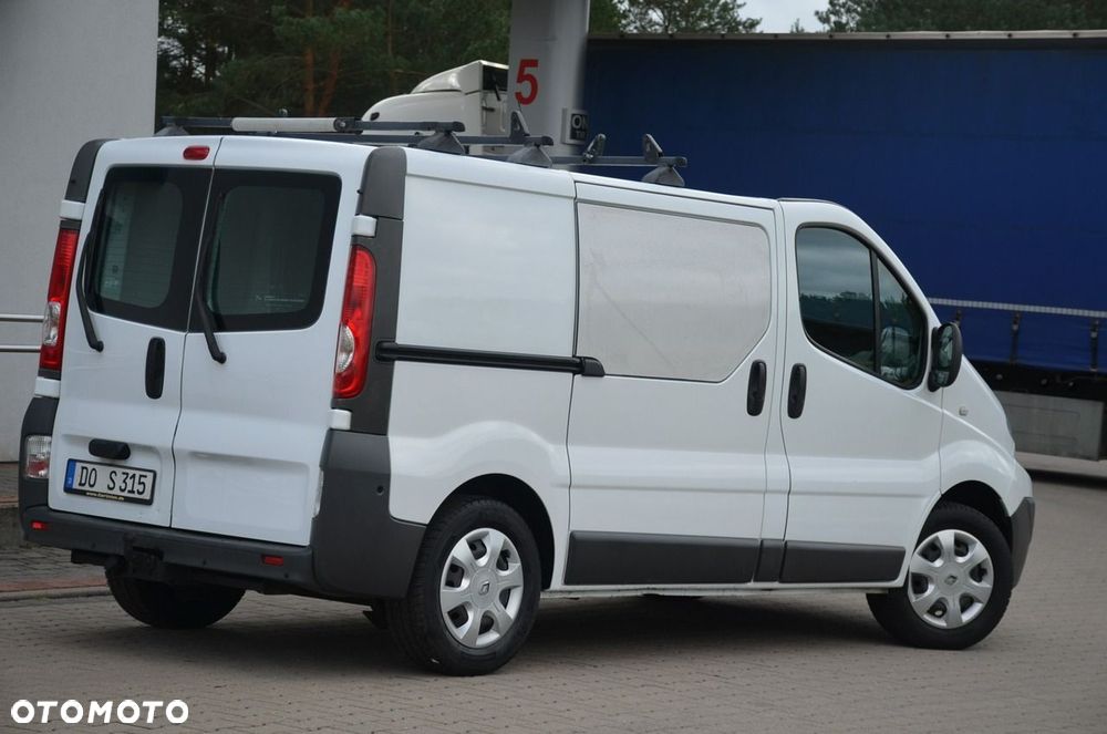 Renault Trafic - 10