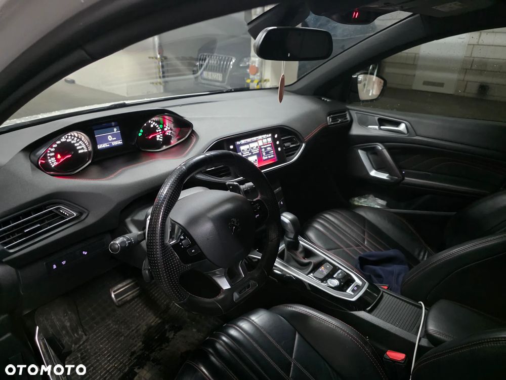 Peugeot 308 - 6