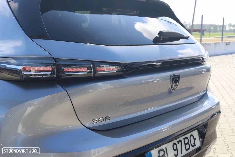 Peugeot 308 1.2 PureTech Allure EAT8 - 22