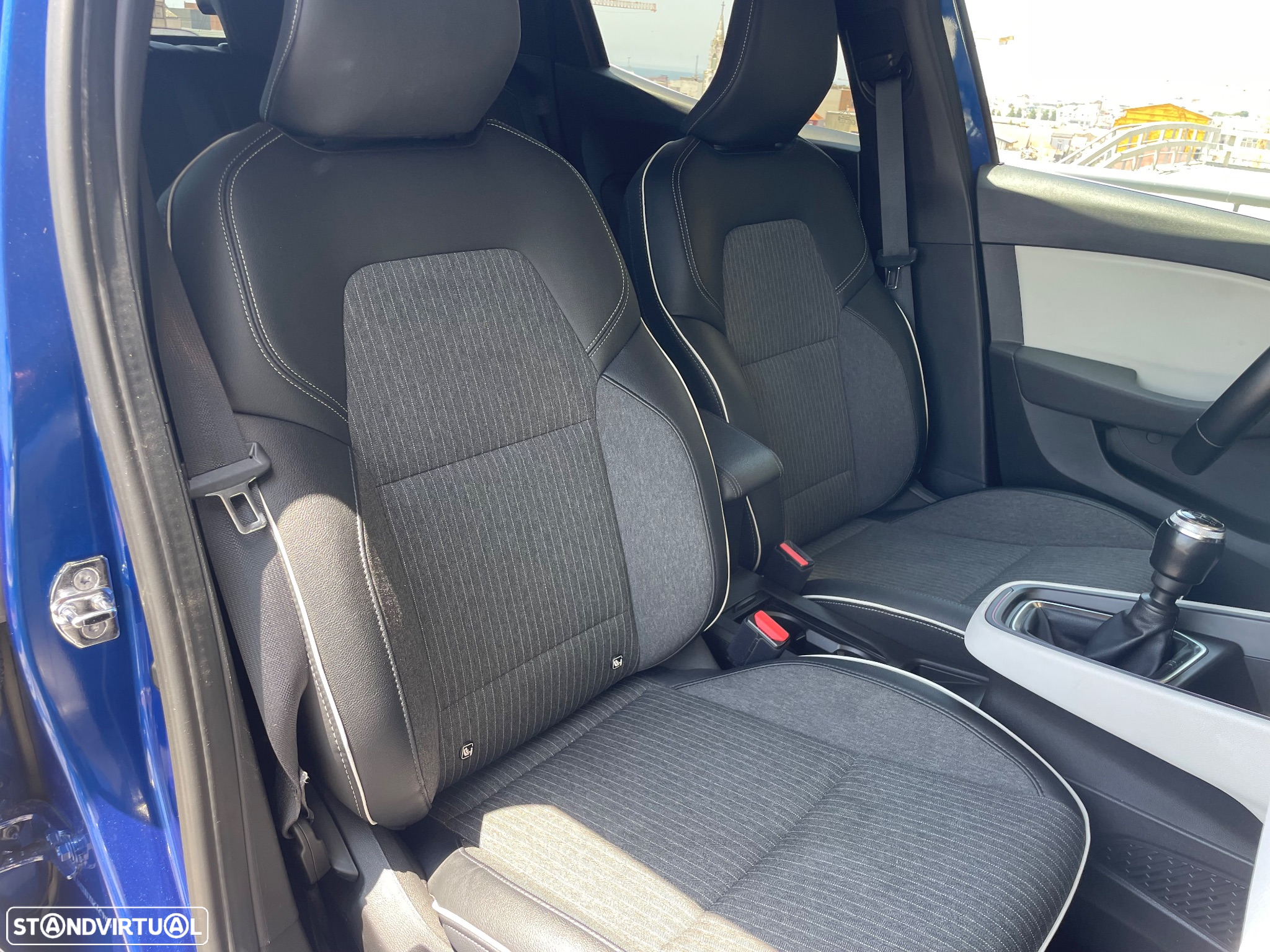 Renault Clio 1.0 TCe Intens Bi-Fuel - 11