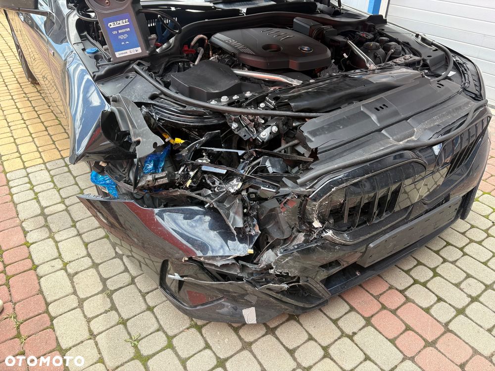 BMW Seria 5 520d xDrive mHEV M Sport - 12