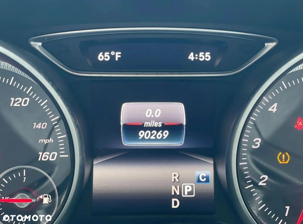 Mercedes-Benz CLA 250 4-Matic AMG Line - 11