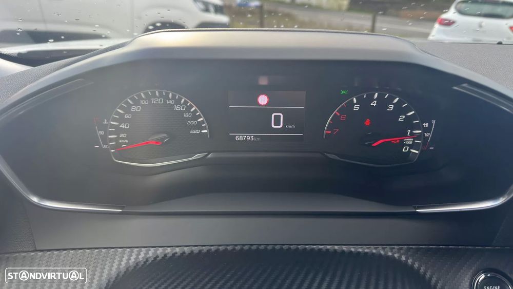 Peugeot 2008 1.5 BlueHDi Allure Pack - 9