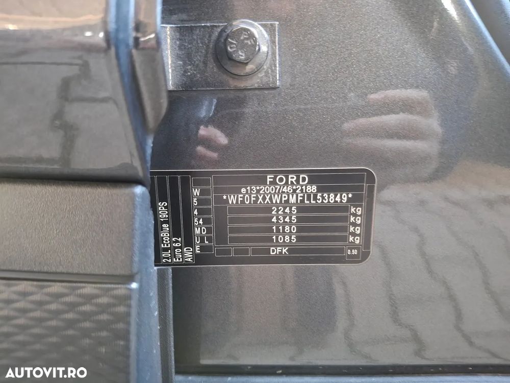 Ford Kuga 2.0 EcoBlue A8 AWD Titanium - 25