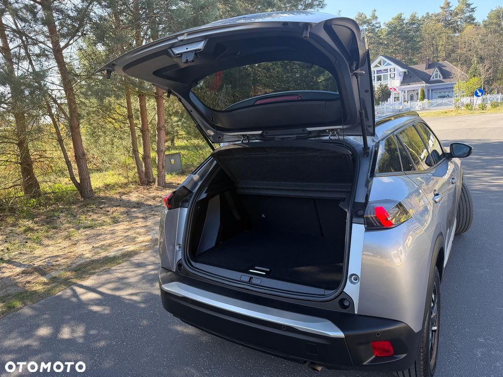 Peugeot 2008 1.2 PureTech Allure Pack S&S - 19