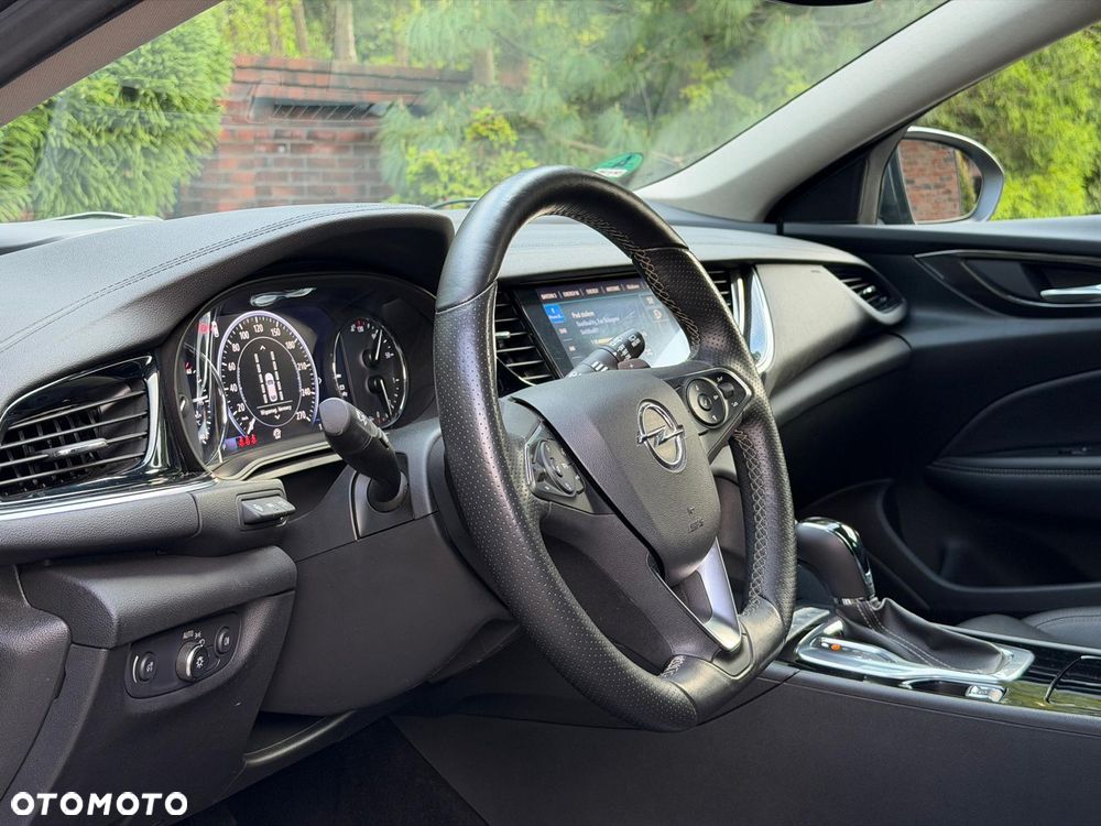 Opel Insignia 2.0 BiTrb D 4x4 Automatik Exclusive - 10