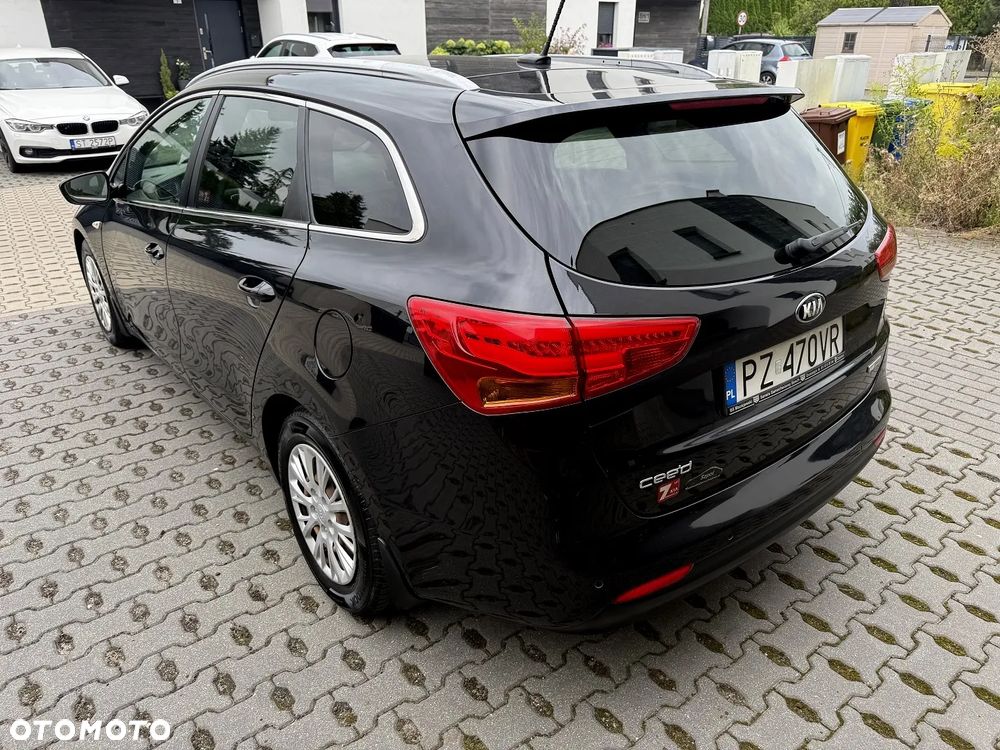 Kia Ceed - 4