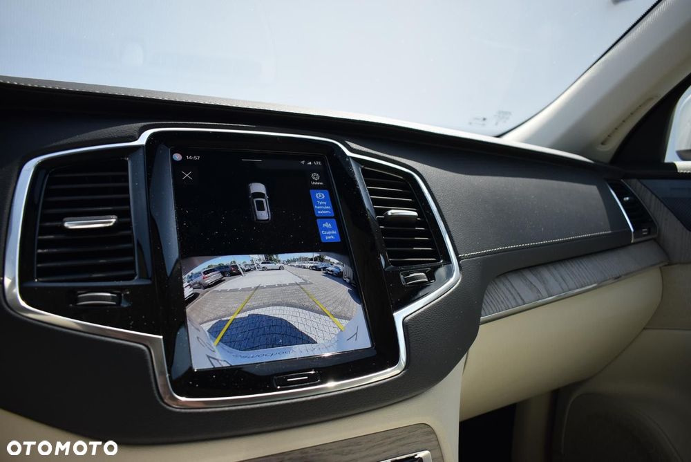 Volvo XC 90 - 30