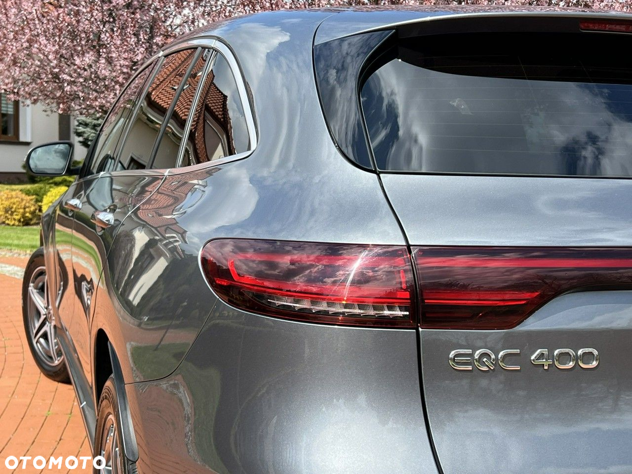 Mercedes-Benz EQC - 16