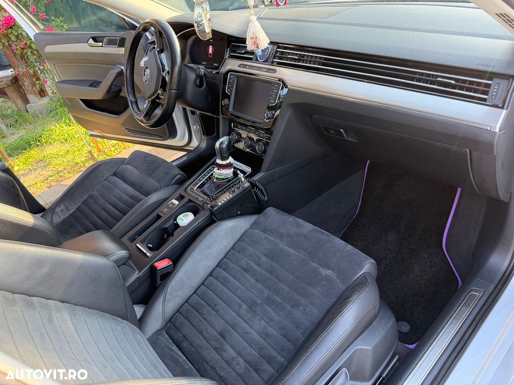 Volkswagen Passat 2.0 TDI SCR 4Motion DSG BlueM Tech Comfortline - 8