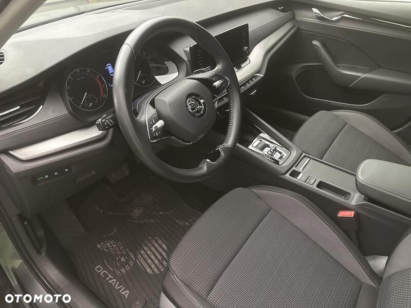 Skoda Octavia - 10