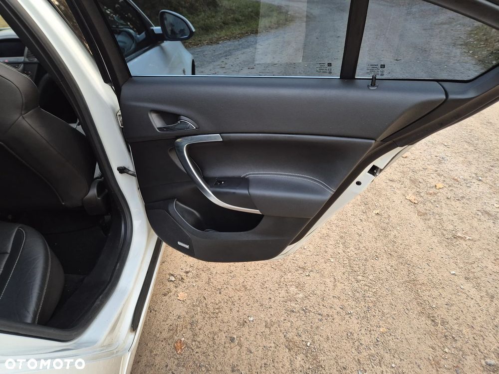 Opel Insignia - 29