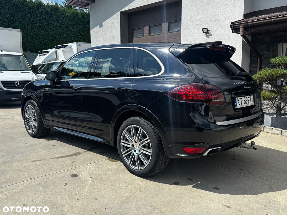 Porsche Cayenne Diesel Platinum Edition - 4