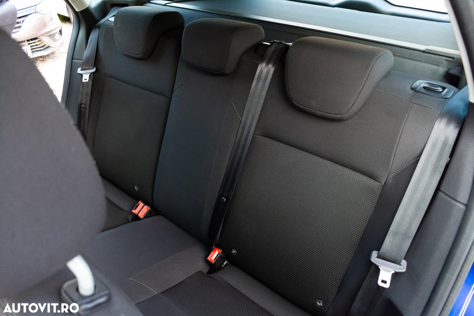 Ford Focus 1.0 EcoBoost Trend - 22