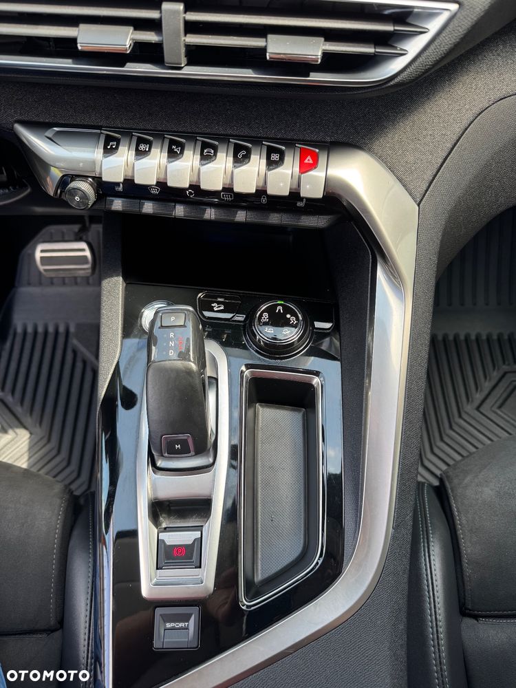 Peugeot 3008 1.6 PureTech GPF Crossway S&S EAT8 - 32