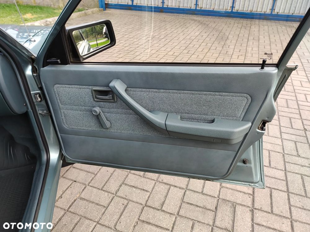 Opel Ascona C 1.3 LS - 10
