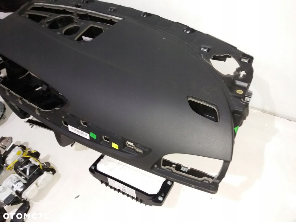 AUDI A6 C7 4G DESKA poduszki pasy head up - 2