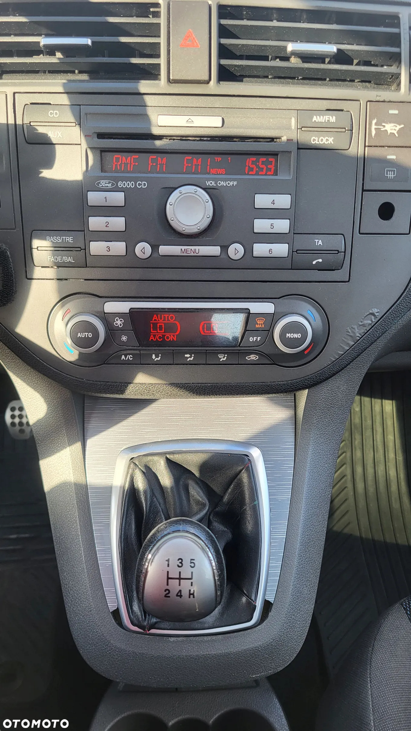 Ford C-MAX 1.8 TDCi Ambiente - 20