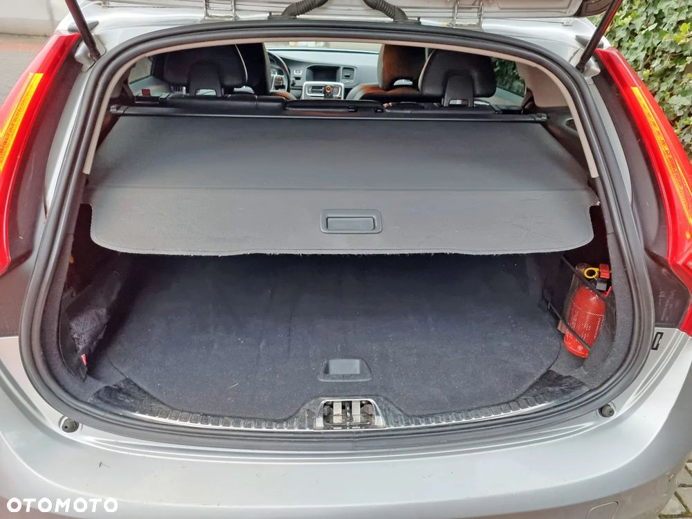 Volvo V60 Cross Country T5 AWD Summum - 12