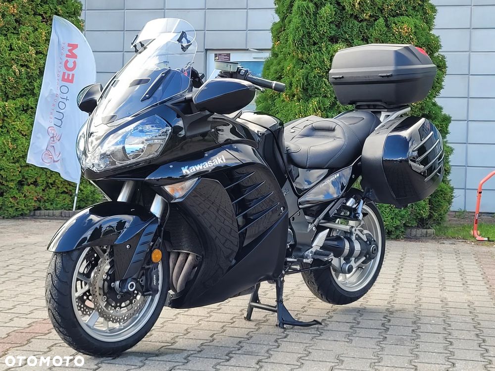 Kawasaki GTR