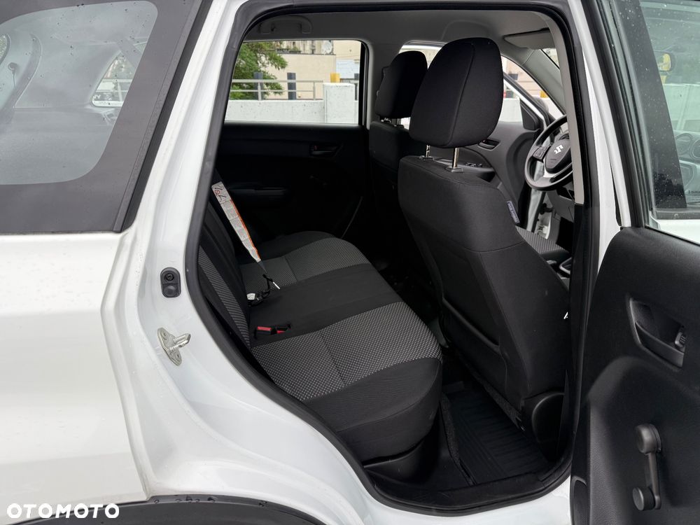 Suzuki Vitara 1.6 Comfort 4WD - 25
