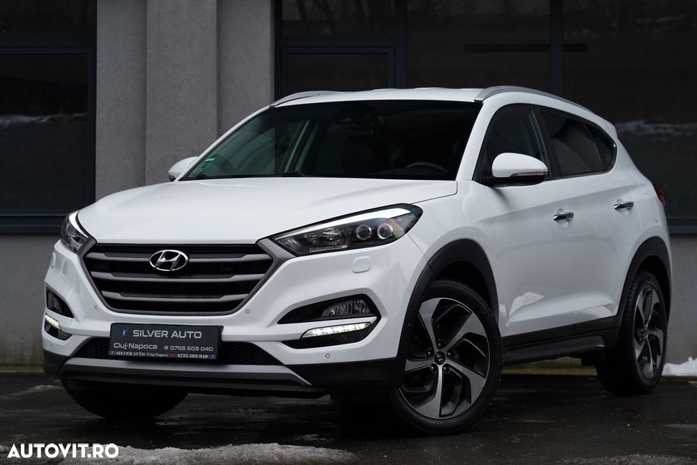 Hyundai Tucson 2.0 CRDI 4WD Automatik Premium - 2