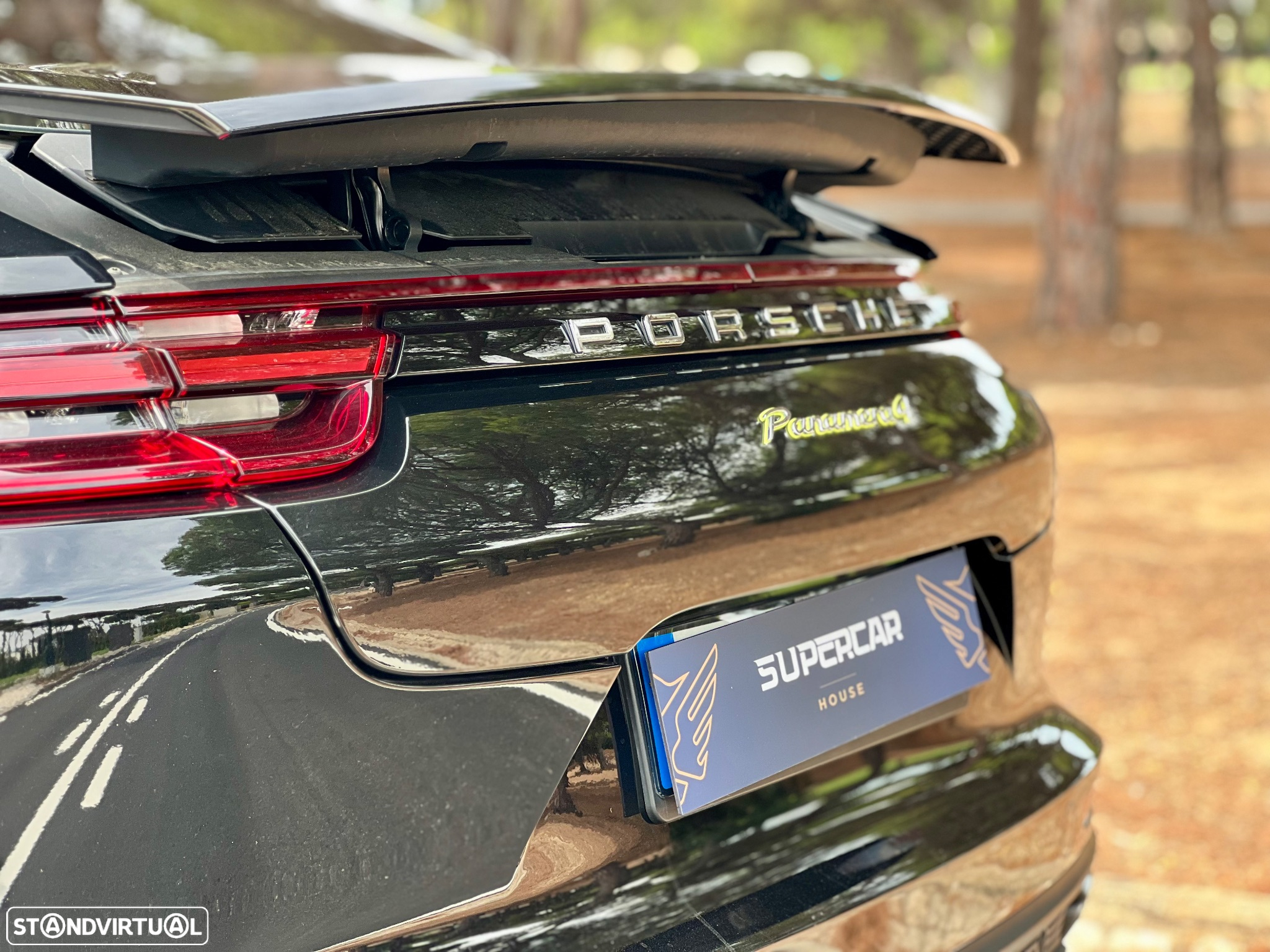 Porsche Panamera 4 E-Hybrid - 29