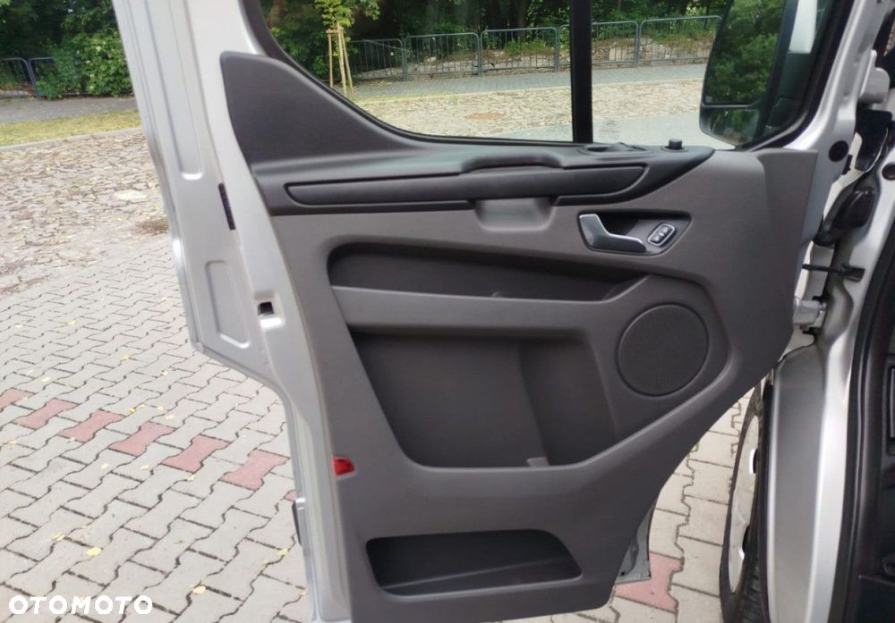 Ford Transit Custom - 19
