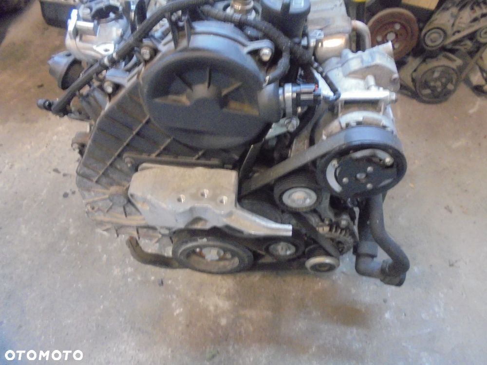 OPEL ASTRA IV J SILNIK MOTOR 1,7 CDTI - 1