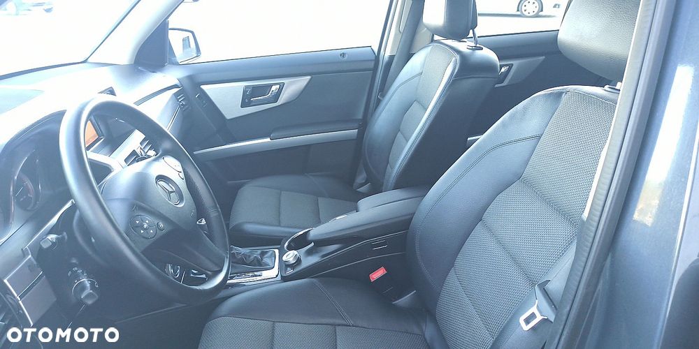 Mercedes-Benz GLK 220 CDI DPF 4Matic BlueEFFICIENCY 7G-TRONIC SPORT EDITION - 20