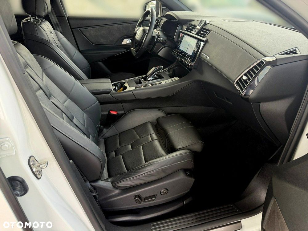 DS Automobiles DS 7 Crossback - 24
