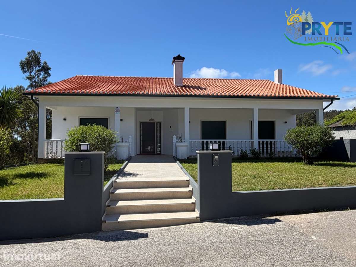 Moradia em Excelentes Condições com Amplo Terreno - Oportunidade Única - Grande imagem: 2/60