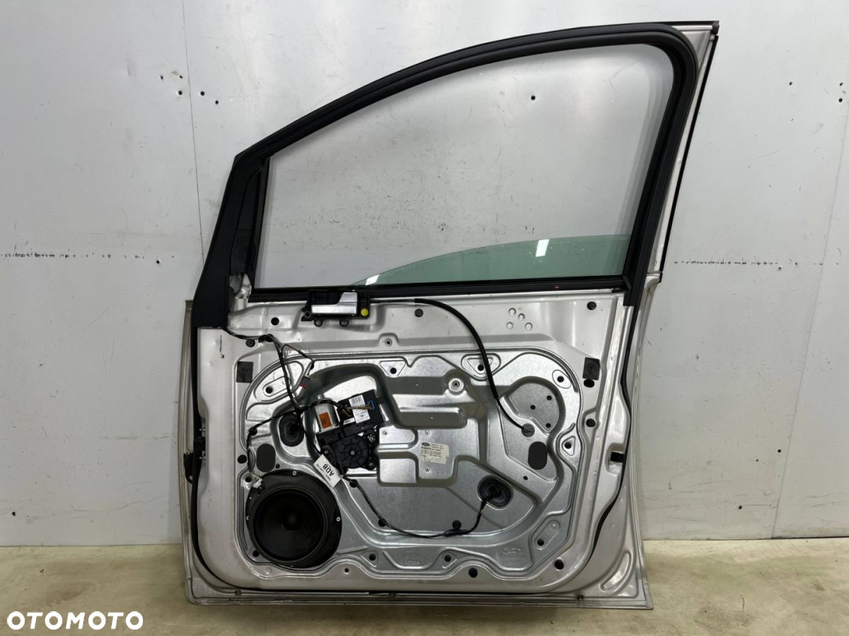 Drzwi Ford C-Max CMax Mk1 03-10r. prawe przednie prawy przód O3 - 9
