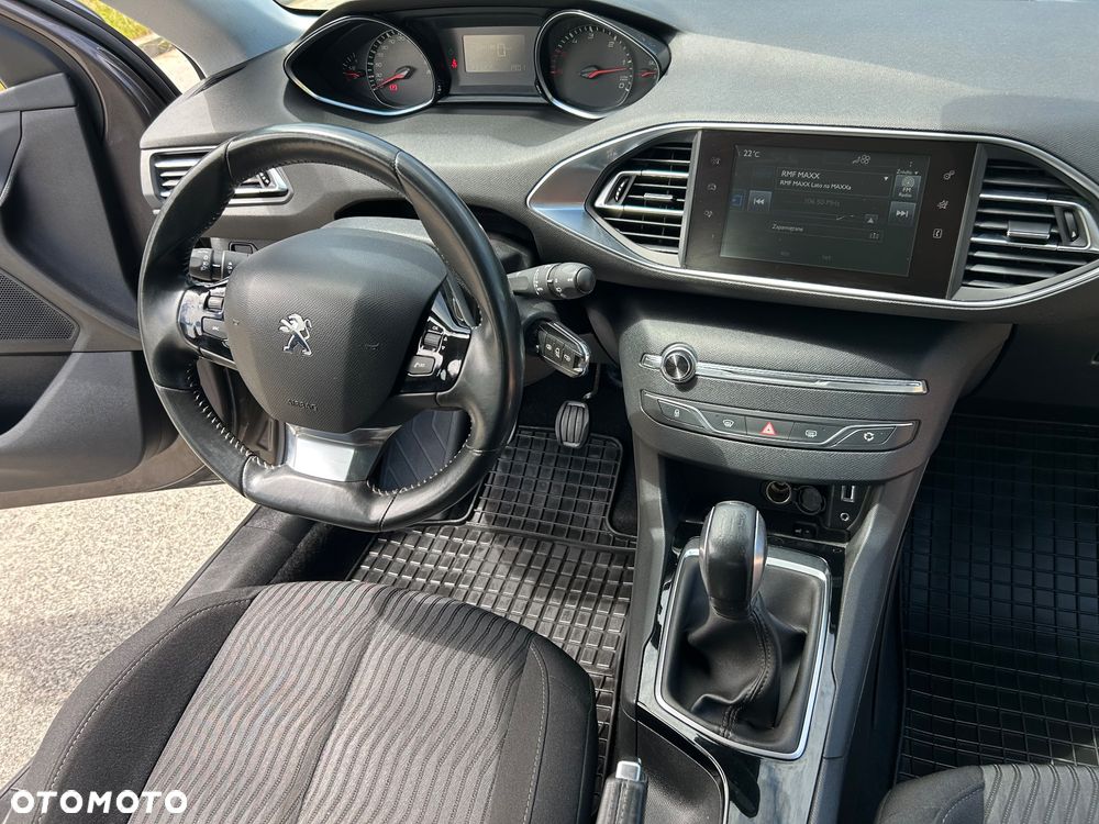 Peugeot 308 - 13