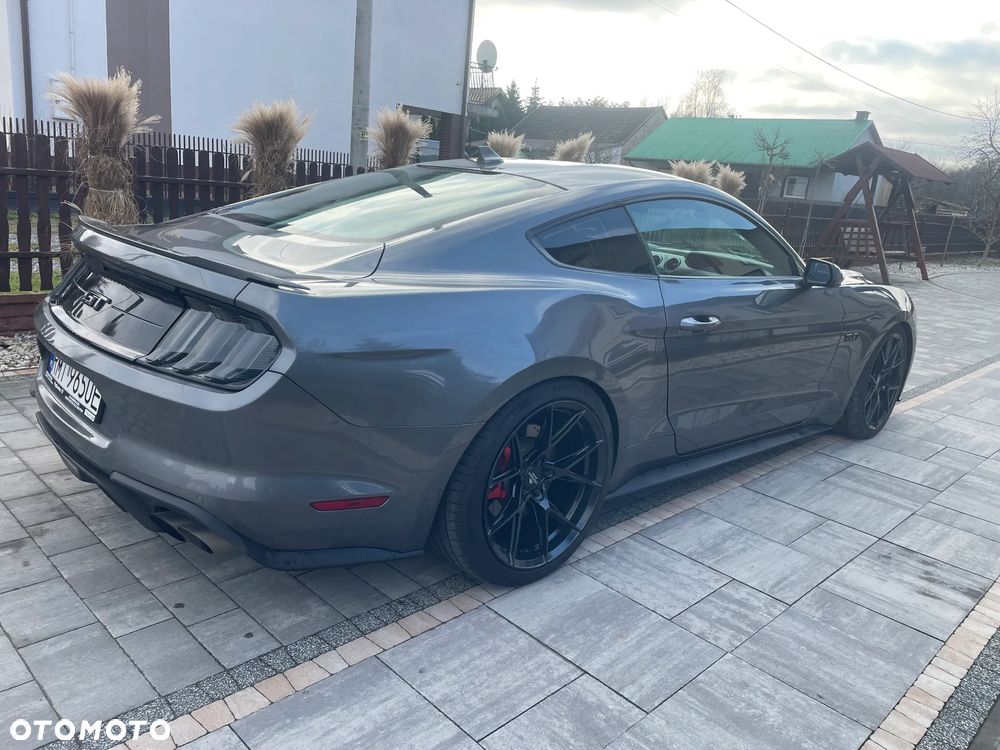 Ford Mustang - 5