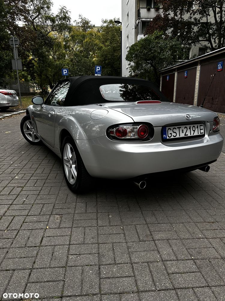 Mazda MX-5 1.8 Emotion - 2