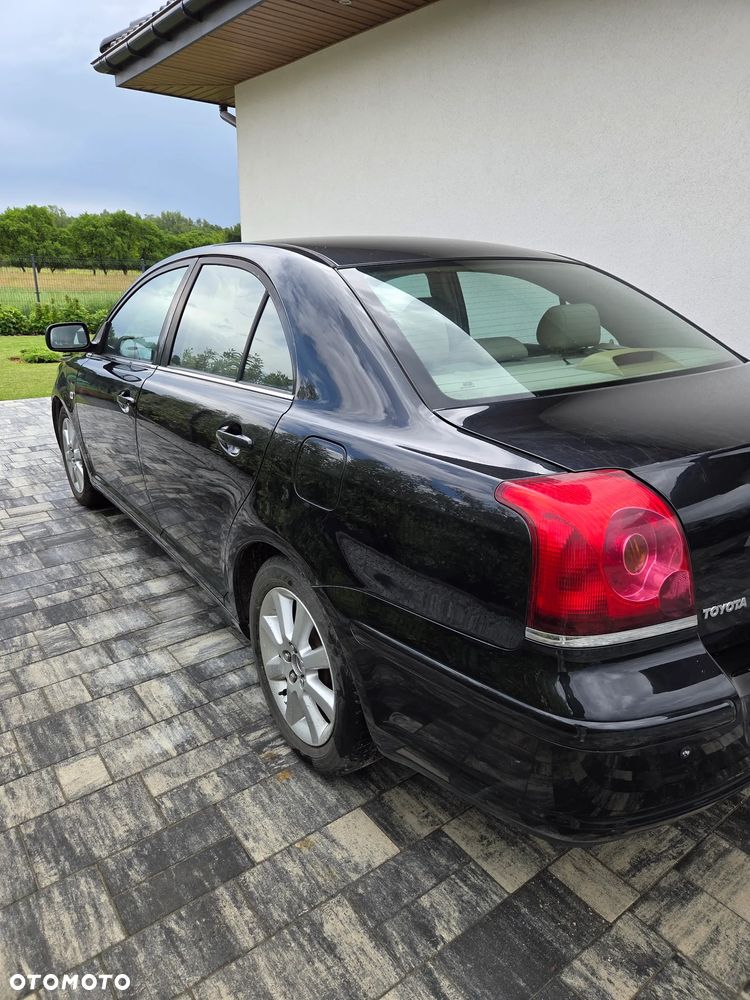 Toyota Avensis 1.8 VVT-i Sol - 7