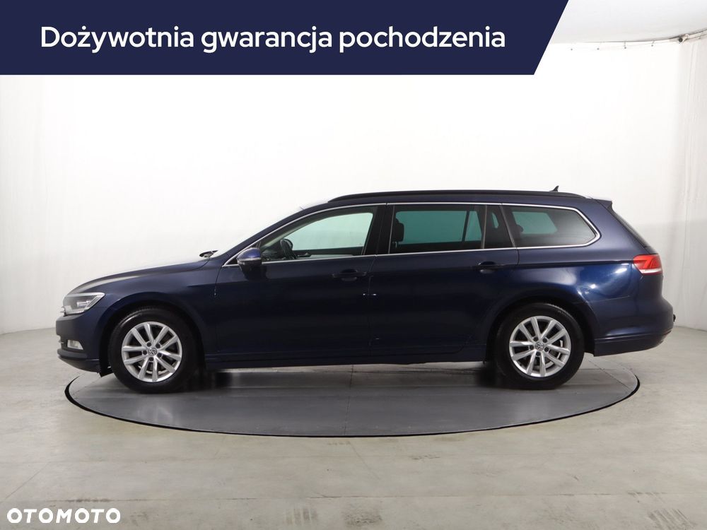 Volkswagen Passat Variant - 4