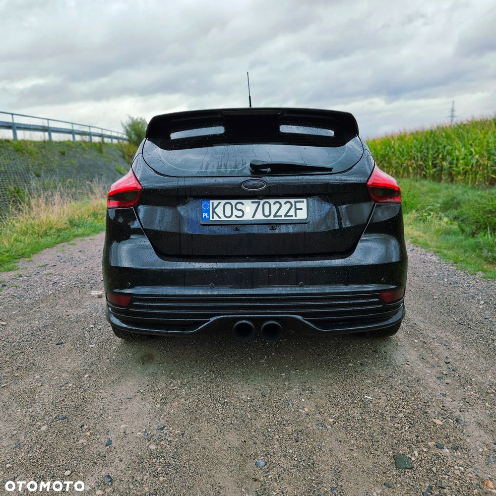 Ford Focus 2.0 EcoBoost ST - 10