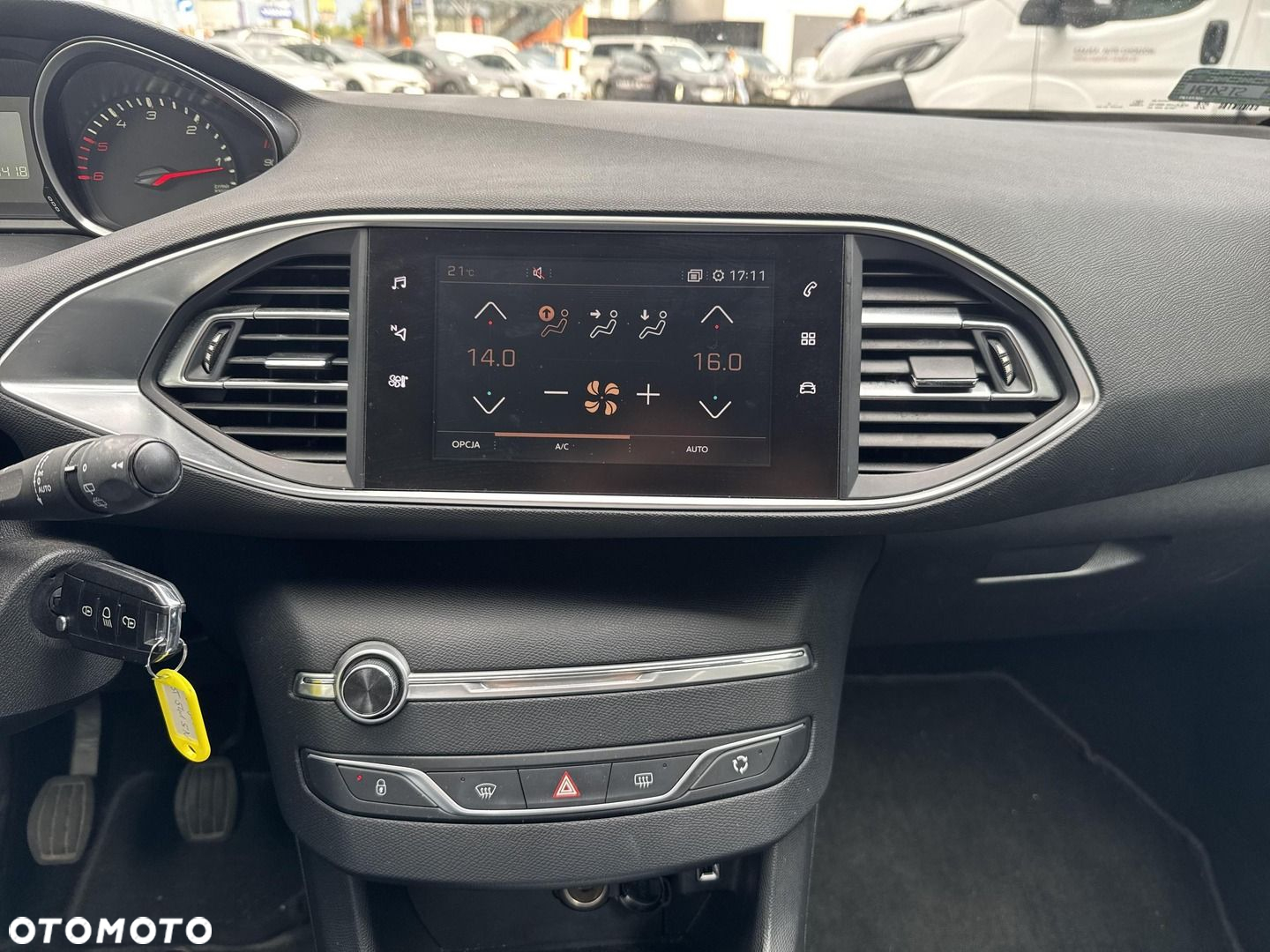 Peugeot 308 SW 1.5 BlueHDi Active S&S - 16