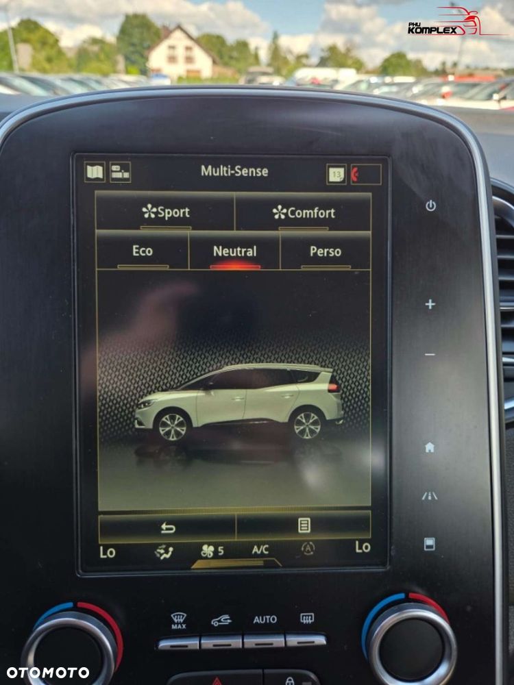 Renault Grand Scenic - 21