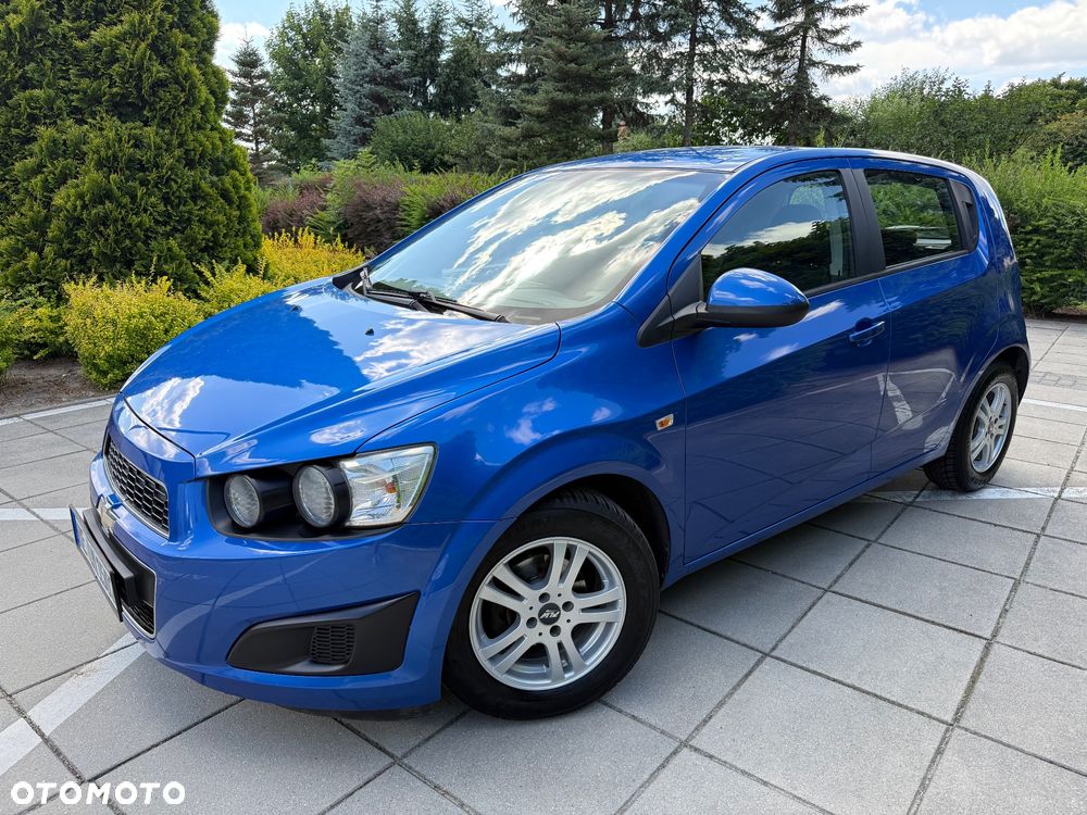 Chevrolet Aveo 1.4 LT S/S - 19