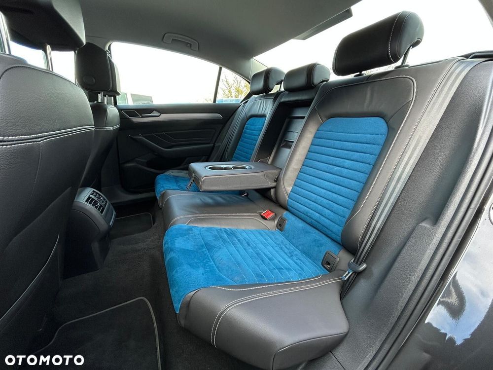 Volkswagen Passat 2.0 TDI Elegance DSG - 18