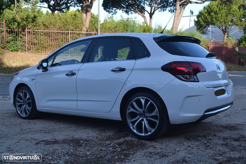 Citroën C4 PureTech 130 Stop&Start SHINE - 4
