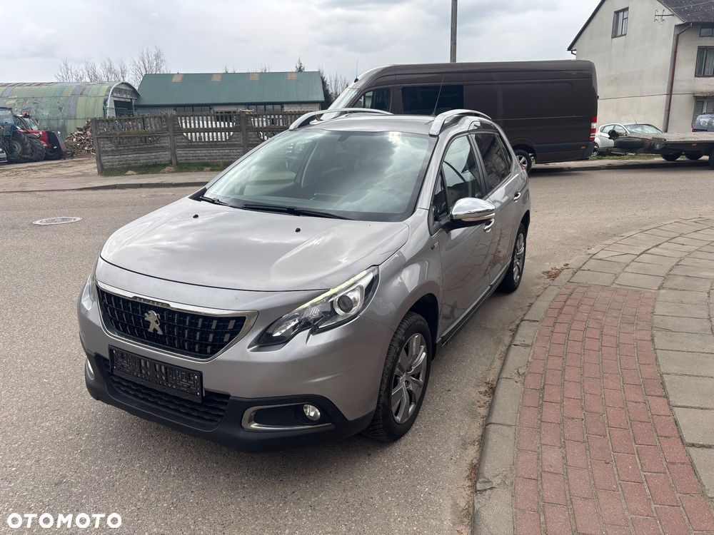 Peugeot 2008 BlueHDi 100 STOP & START Allure - 2