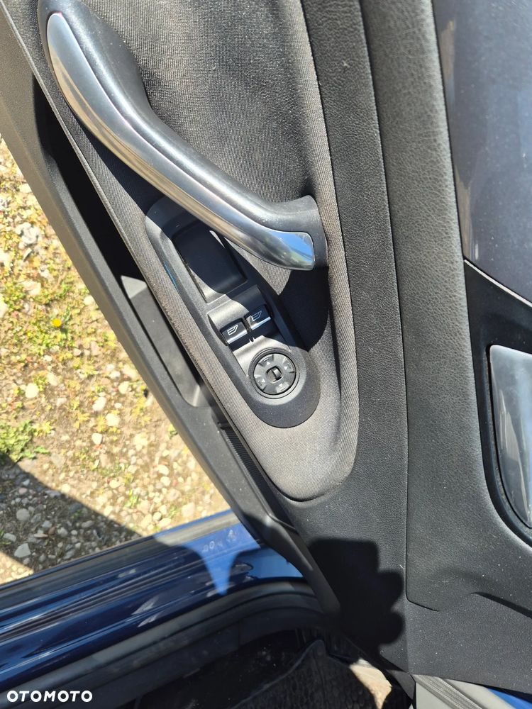 Ford Mondeo 2.0 TDCi S - 9