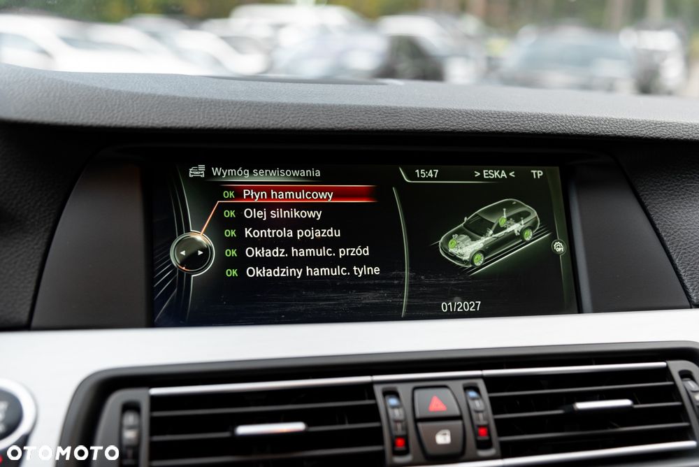 BMW Seria 5 M550d xDrive Sport-Aut - 37