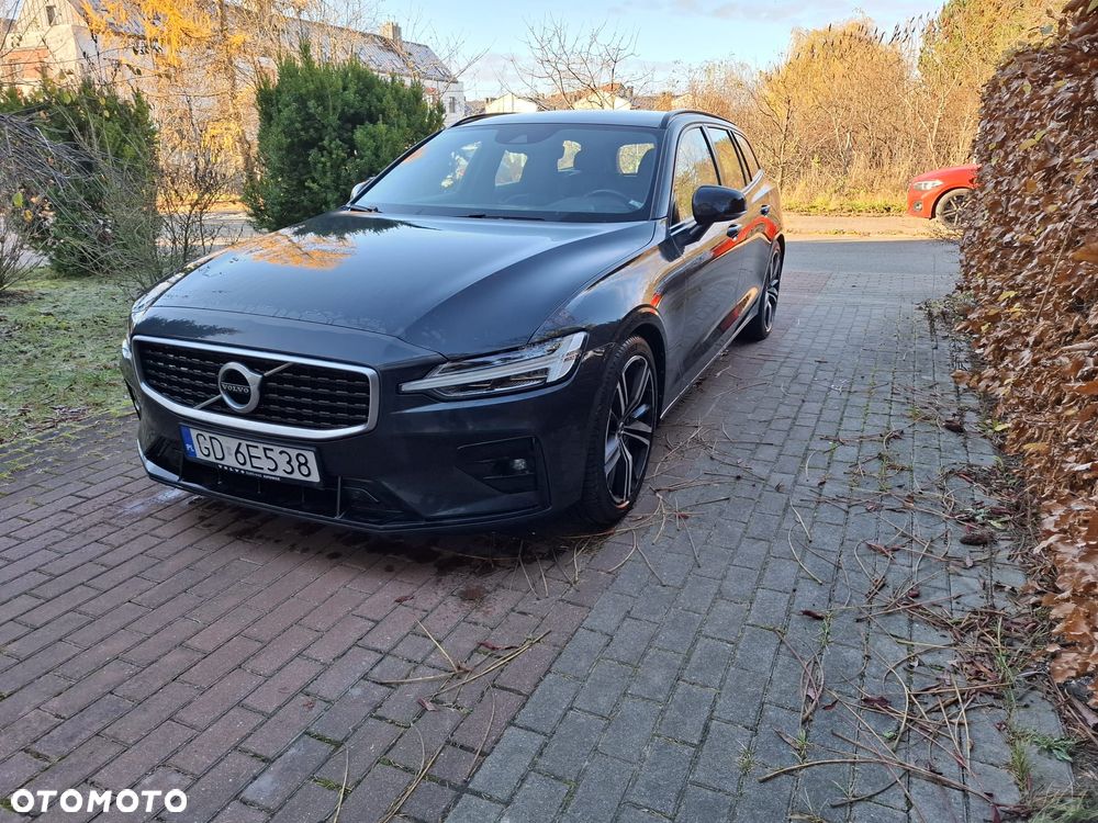 Volvo V60 D3 R-Design - 1