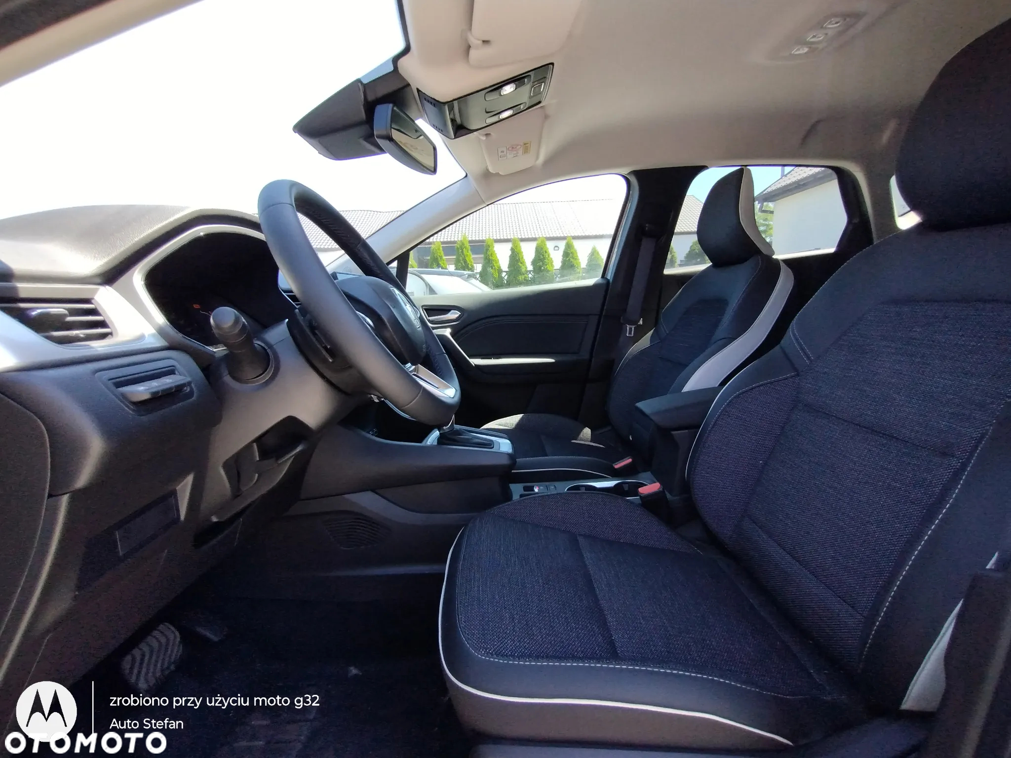 Renault Captur - 16