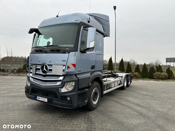 Mercedes-Benz Actros